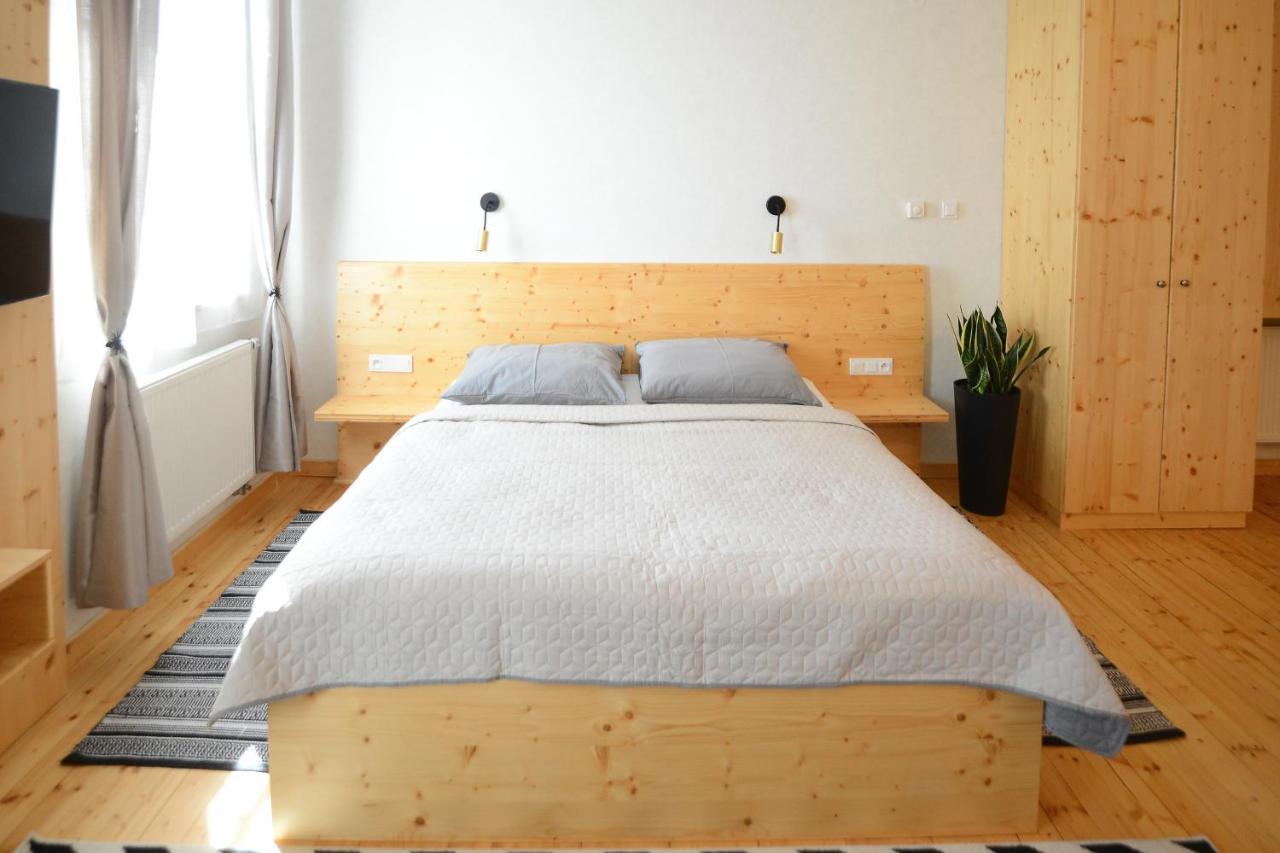 Apartmany Stepankova 85 フルディム エクステリア 写真